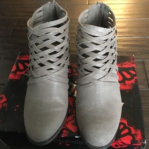 Fergalicious Bandana Light Taupe Booties